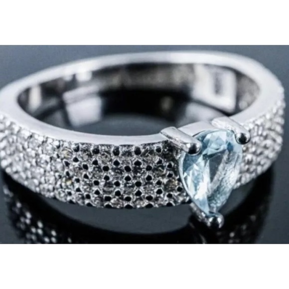 925 Sterling Silver Ring Micro Pave Set Band with Aqua Swarovski Element Size6.5 - Picture 1 of 2